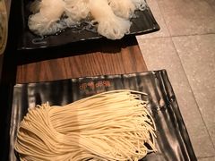 -呷哺呷哺 小火锅 (浦东新欧尚超市店)