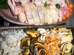 -野·大山里野生菌石锅土鸡(益田假日店)
