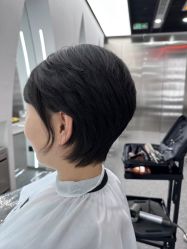 -艾美A·M Hair Salon