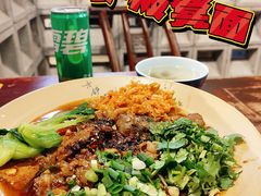 -方铲铲·成都板凳面(滨江银泰店)