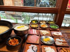 -银米·云南传统过桥米线(双廊黑金冠店)