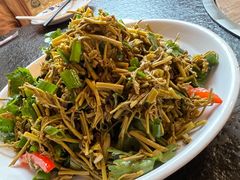 巧拌木力芽-荣德灶台鱼(圣泉寺店)