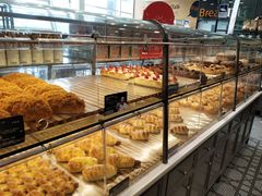 面包甜点陈列柜-面包新语(上地华联店)