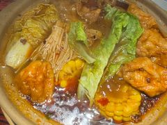 -沙胆彪炭炉牛杂煲(上海日月光广场店)