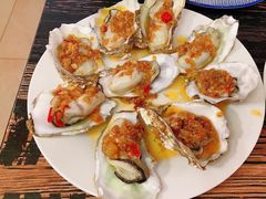 蒜蓉海蛎子-1910老鲁味海鲜·戳子肉·青岛菜(金沙滩店)