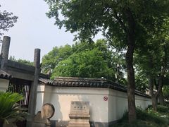 -汇龙潭