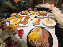 -豪客来牛排(中央花苑店)