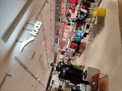 -安踏儿童(世欧王庄店)