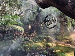 -Chom Cafe and Restaurant