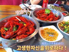 -呷呷好龙虾·湖南常德钵子菜·湘菜(公明天虹总店)