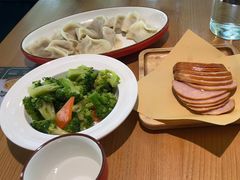 -天怡興·百年蒸饺(万豪广场店)