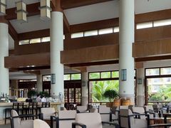 -亚龙湾喜来登·美景台大堂吧