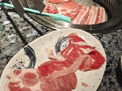 -阪尚皇·原切牛排·烤肉火锅自助(北京路店)