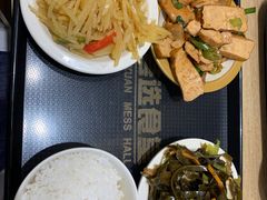 -荟选餐饮徐家汇社区食堂(徐虹北路店)