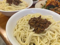 素椒杂酱面-明红蹄花(糍粑店街店)