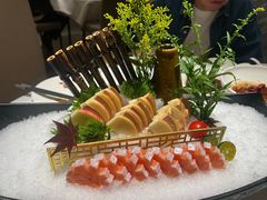 鹅肝三文鱼-银灯食府(丽丰国际中心店)