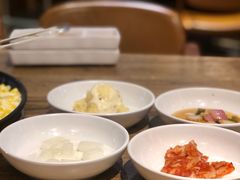 餐前小菜-釜山火炉韩式炭火烤肉(欧洲城店)