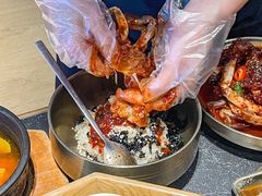 -草家酱蟹炭火烤肉店(珲春南路一店)
