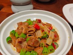 辣椒炒肥肠-喜鼎海胆水饺(东港店)