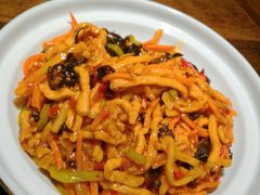 鱼香肉丝-前海沿·青岛菜(大拇指广场石老人店)