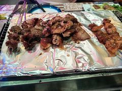 -沪上名羊天下碳烤羊腿•东北烧烤•小龙虾(浦东直营总店)