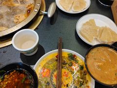 -沸炉重庆老火锅(军事博物馆店)