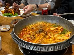 -喇喇排骨火锅·传统韩式脊骨汤(望京西园总店)