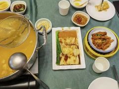 -青口季·港式打边炉(东影南路店桥华店)