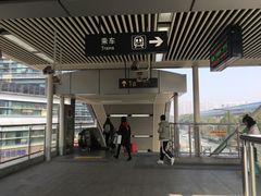 -阳澄湖中路(地铁站)