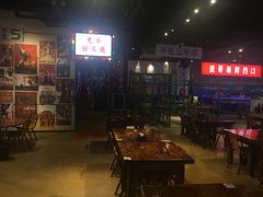 大堂-马路牙子地桌烤肉(工体店)