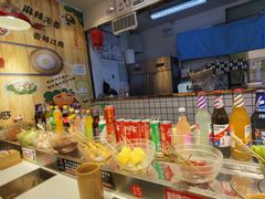-百品聚旋转火锅(号外店)
