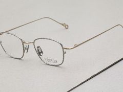 -目艮眼镜SHOWROOM(品牌集合店)