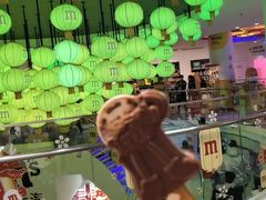 -m豆巧克力世界(上海世茂广场店)