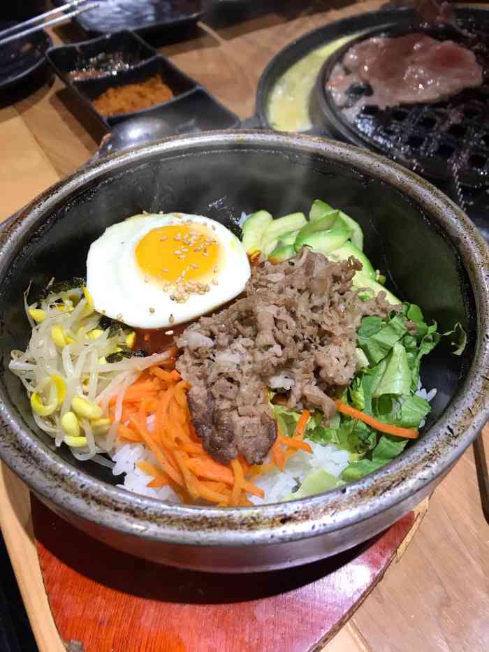 喜牛家·炭火烤肉坊(中大店)-"这家店环境还是很不错的,尤其是在天冷