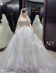 -南京宝娜嫁衣婚纱礼服馆(中央路店)