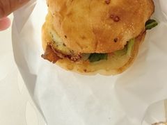 -必胜客(新中纬店)