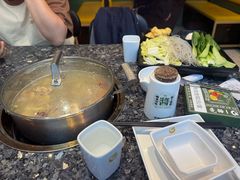 -一席地·本地鸡窝·杭帮鸡火锅(萧山银隆百货店)