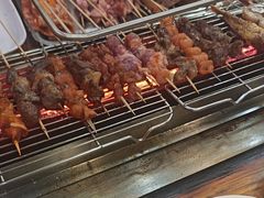 -哈尔滨小酒馆·鲜肉现穿自助烧烤(康新花园店)