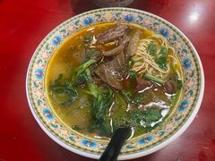 -金杨拉面王小吃面馆·牛三宝面·红烧牛肉粉