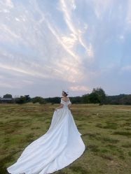 -雪中彩影婚纱摄影·微光艺术中心