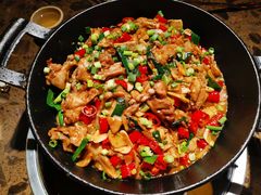 酱爆葱香牛蛙-小龙坎火锅(好世界店)