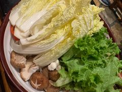 -老牌坊云南鱼豆花火锅(爱建店)