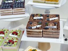 -山与蓝·轻糖鲜果蛋糕(勒泰店)