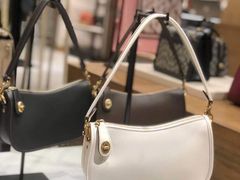 -COACH蔻驰(银泰店)