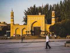 -艾提尕尔清真寺