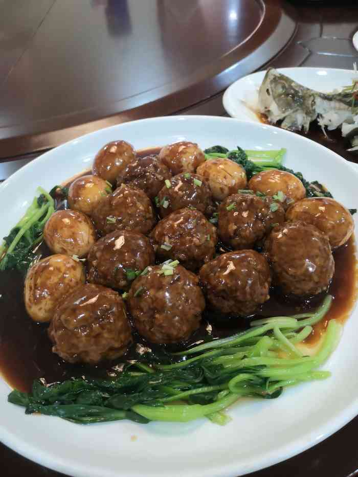 惠丰酒楼-"位置-位于佳佳北苑靠北一点的位置,坐东朝.