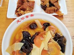 -龙华素斋(龙华路店)