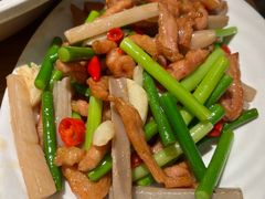 -江渔儿酸菜鱼(东二环泰禾店)