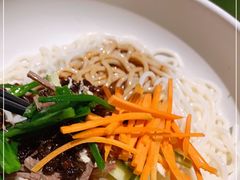 -云海肴·汽锅鸡·云南代表菜(天山百盛优客店)