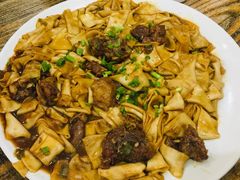 -壹阁胡羊焖饼(特色小吃街店)